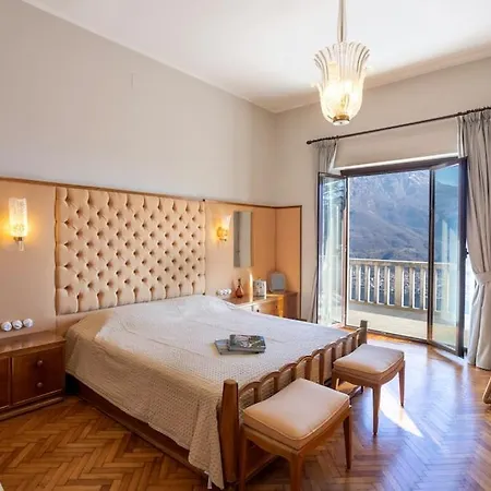 Villa 7 Bedroom Lake Como Valbrona